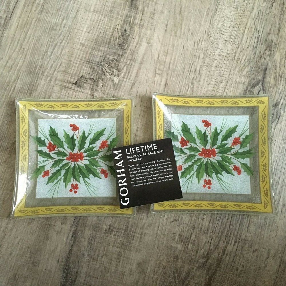Gorham Festive Holly Set of 2 Square Candy Dishes Crystal